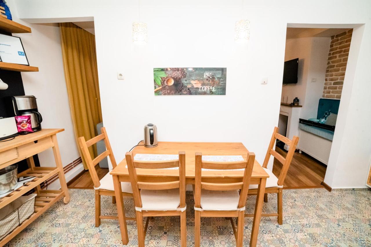 Blue Apartment Тимишоара Экстерьер фото